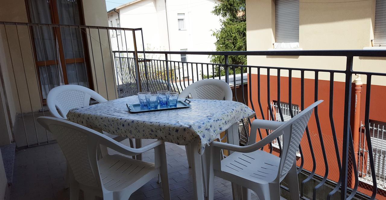 Residence Monaco Appartamenti Римини Экстерьер фото